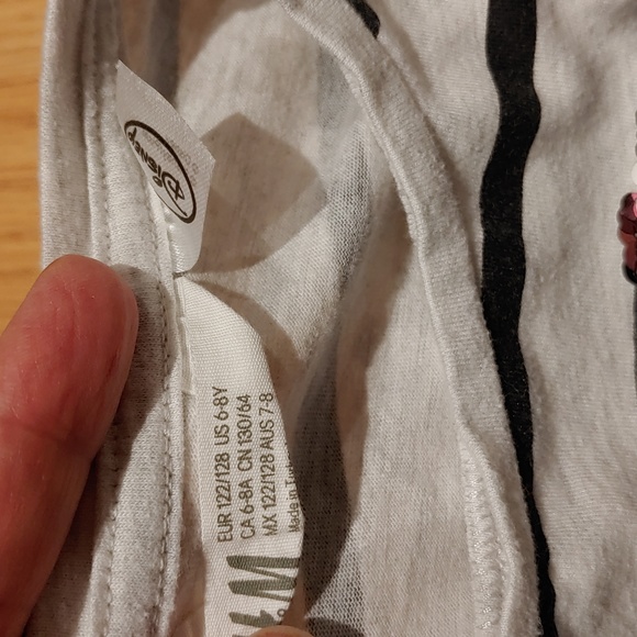 H&M x Disney Minnie Striped Dress - Picture 4 of 6